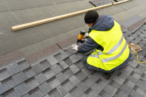 Best Tile Roofing Contractor  in Gnadenhutten, OH