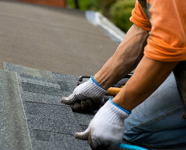 Best Affordable Roofing Company  in Gnadenhutten, OH